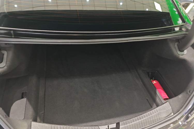 Used Cadillac CT5 2020 Updated 28T Leading Sporty Version Trunk