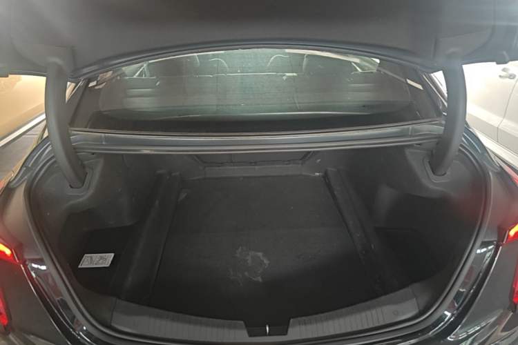 Used Cadillac CT5 2020 28T Luxury Version Trunk
