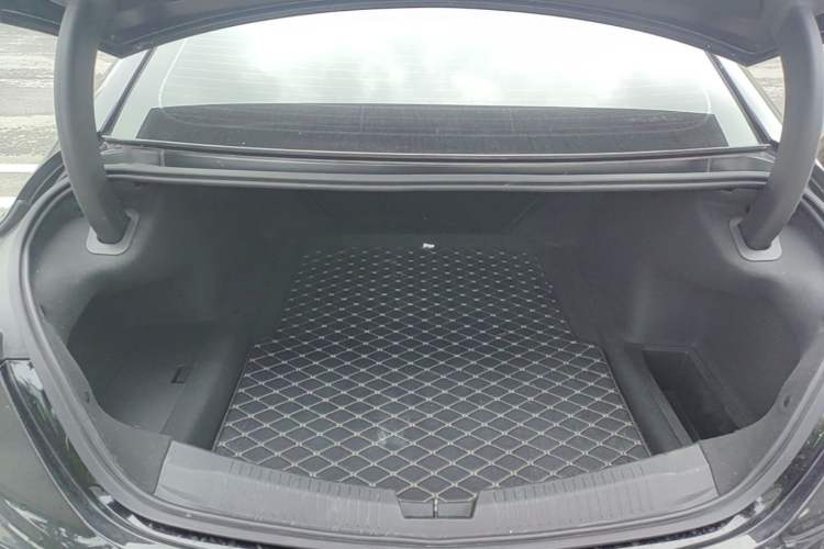 Used Cadillac CT5 2020 Revised Version 28T Luxury Edition Trunk