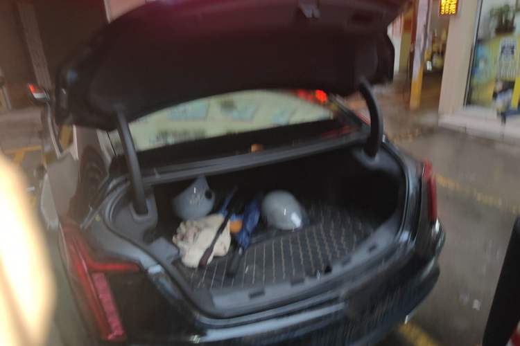 Used Cadillac CT5 2020 28T Fashion Edition Trunk