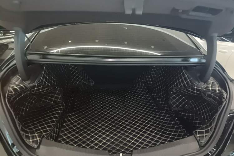 Used Cadillac CT5 2020 28T Luxury Version Trunk