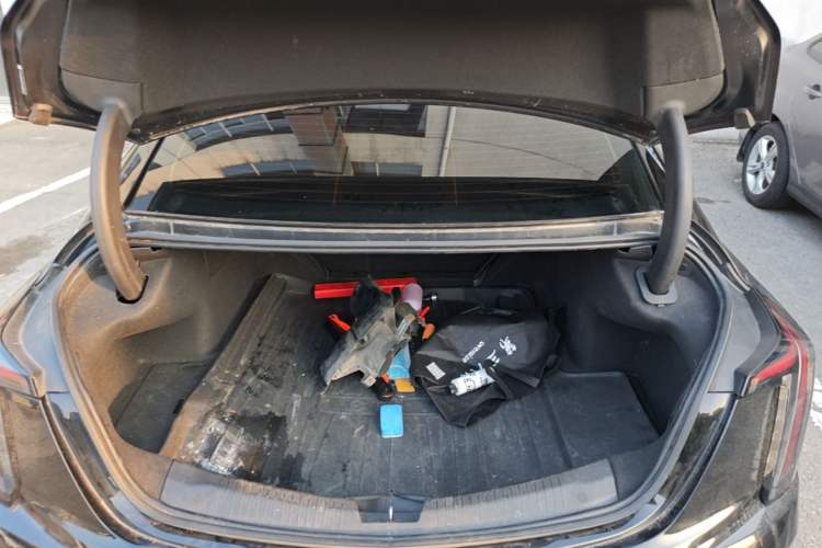 Used Cadillac CT5 2020 28T Fashion Edition Trunk