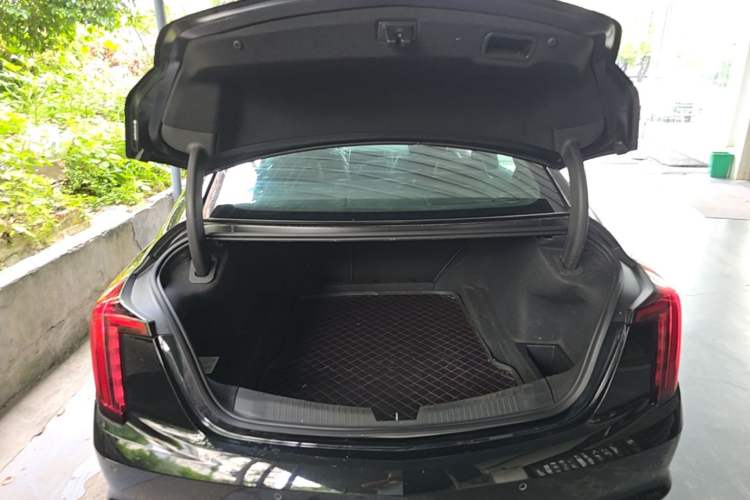Used Cadillac CT5 2020 Revised Version 28T Fashion Edition Trunk