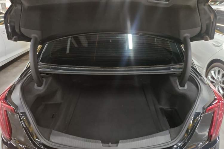 Used Cadillac CT5 2020 Revised Version 28T Luxury Edition Trunk