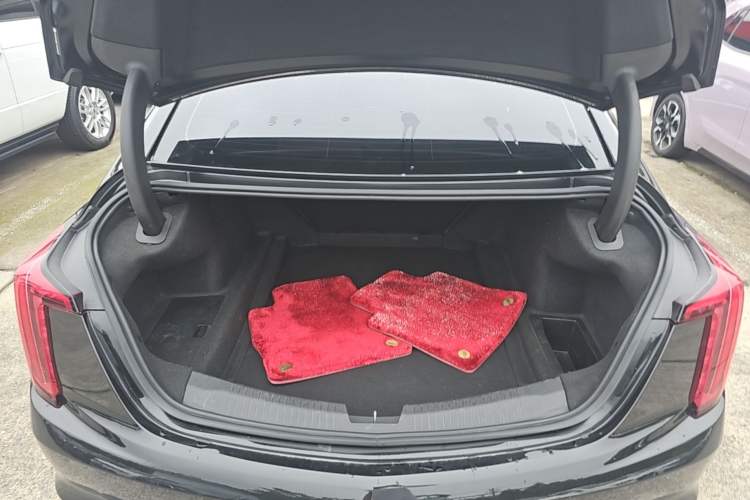 Used Cadillac CT5 2020 Revised Version 28T Tech Edition Trunk