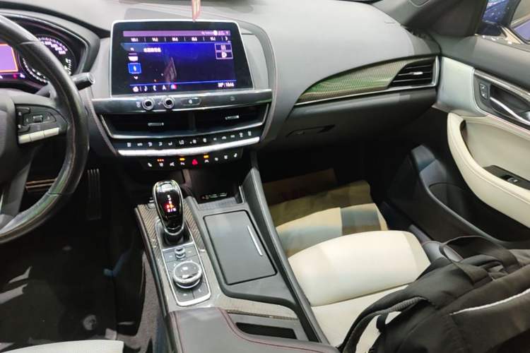 Used Cadillac CT5 2020 28T Platinum Sport Edition Audio And AC Panel