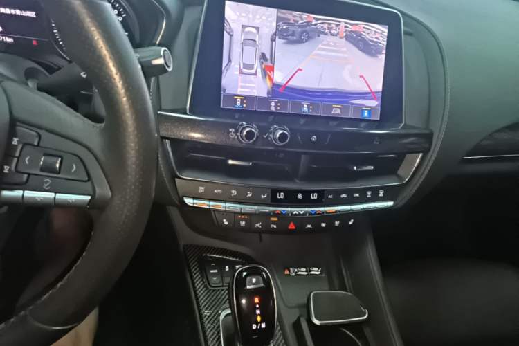 Used Cadillac CT5 2020 28T Platinum Sport Edition Audio And AC Panel