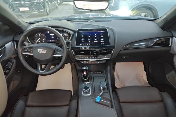Used Cadillac CT5 2020 Revised 28T Platinum Sport Edition Center Console