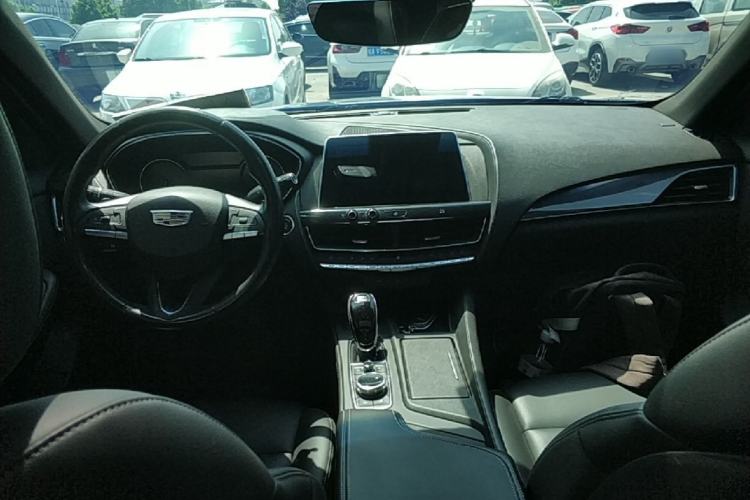Used Cadillac CT5 2020 28T Stylish Sporty Version Center Console