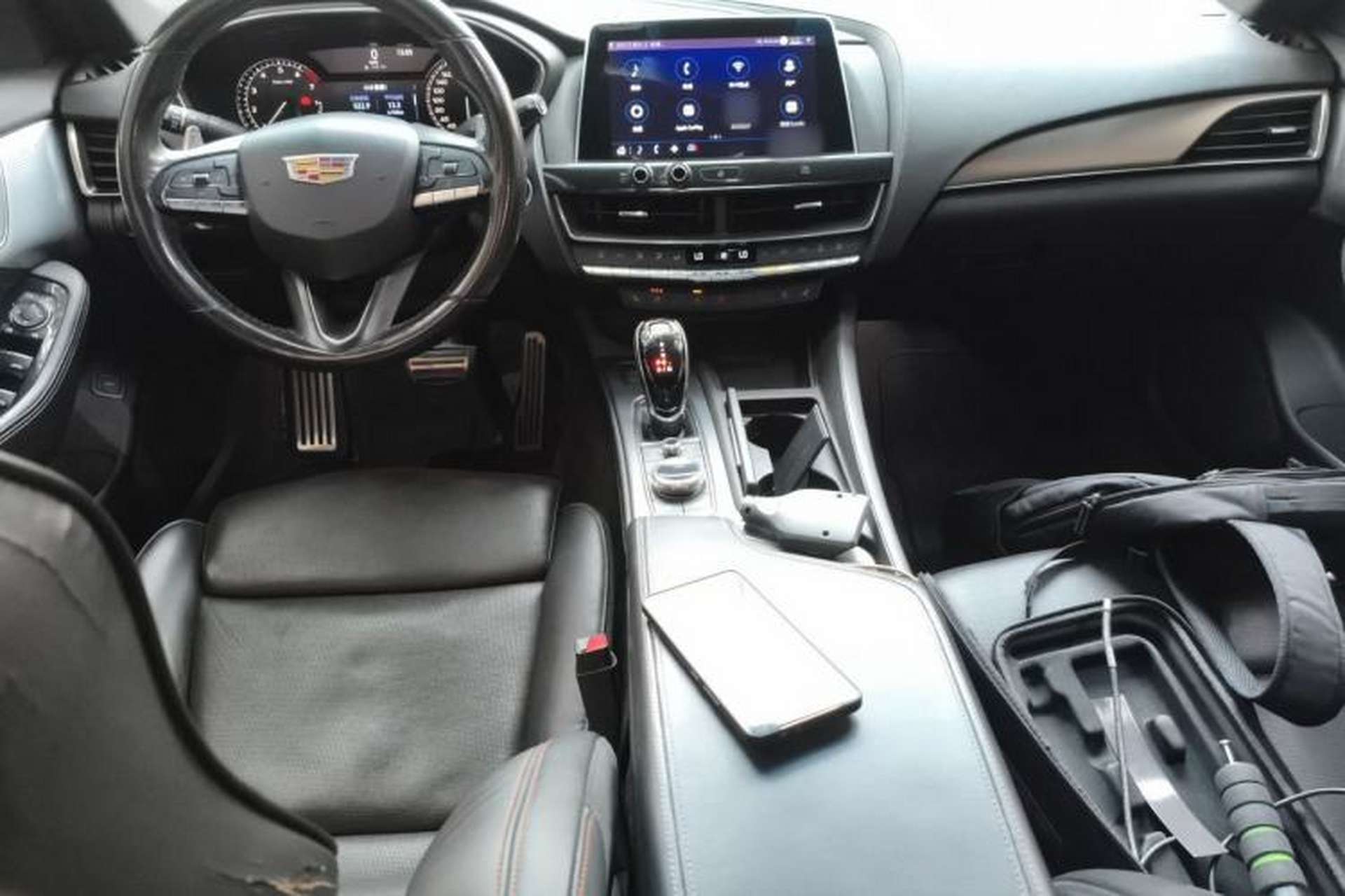 Used Cadillac CT5 2020 28T Leading Sport Model Center Console