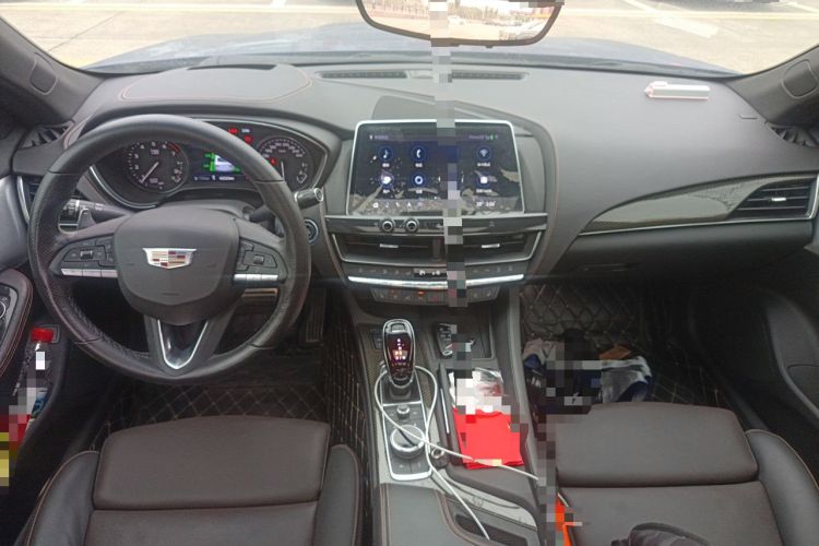 Used Cadillac CT5 2020 Revised 28T Platinum Sport Edition Center Console