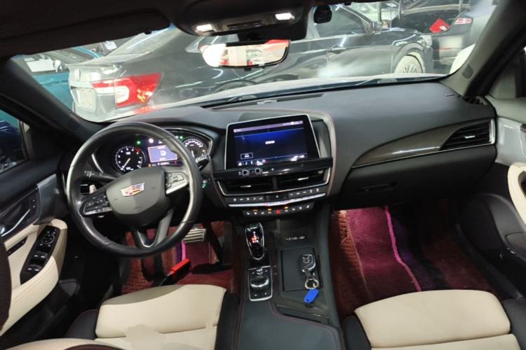 Used Cadillac CT5 2020 28T Platinum Sport Edition Center Console