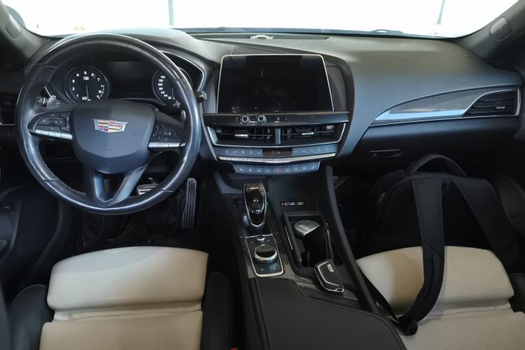 Used Cadillac CT5 2020 28T Platinum Sport Edition Center Console