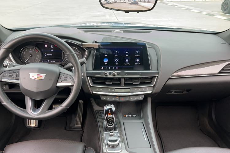 Used Cadillac CT5 2020 Revised 28T Platinum Sport Edition Center Console