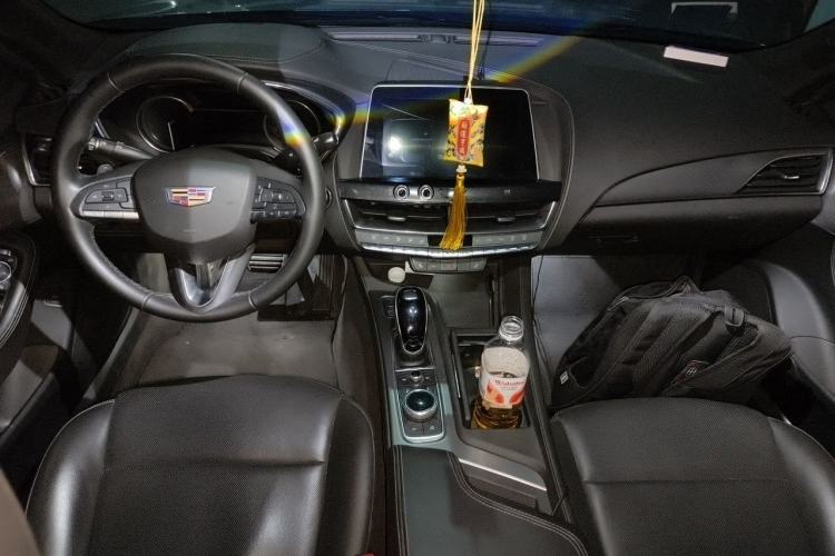 Used Cadillac CT5 2020 Revised Version 28T Luxury Edition Center Console