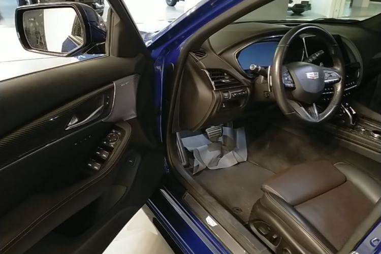 Used Cadillac CT5 2020 28T Platinum Sport Edition Driver Seat