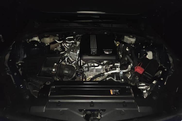 Used Cadillac CT5 2020 Revised 28T Platinum Sport Edition Engine Bay
