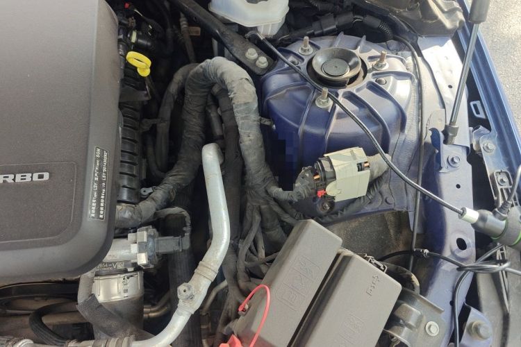 Used Cadillac CT5 2020 28T Tech Edition Engine Bay Left