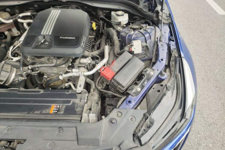 Used Cadillac CT5 2020 Revised Version 28T Luxury Edition Engine Bay Left
