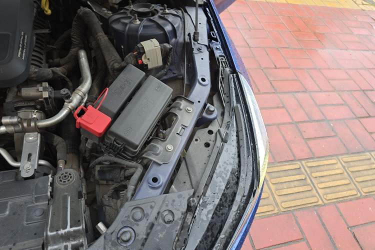 Used Cadillac CT5 2020 Revised Version 28T Luxury Edition Engine Bay Left