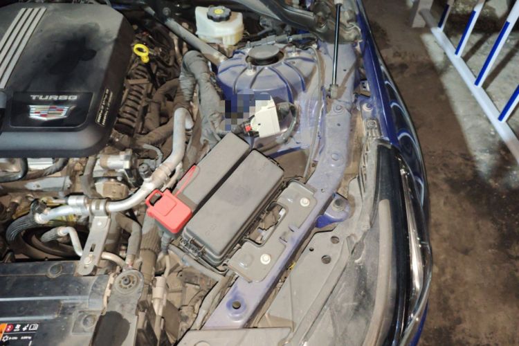 Used Cadillac CT5 2020 Revised 28T Platinum Sport Edition Engine Bay Left