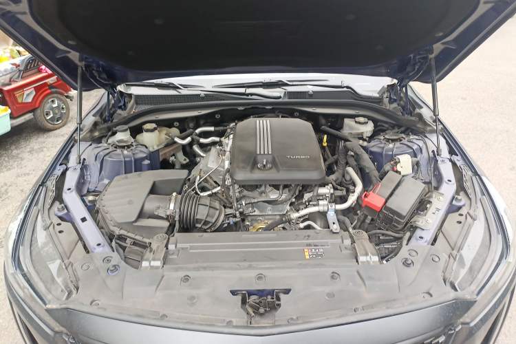 Used Cadillac CT5 2020 28T Luxury Version Engine Bay