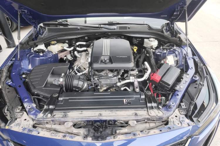 Used Cadillac CT5 2020 28T Platinum Sport Edition Engine Bay