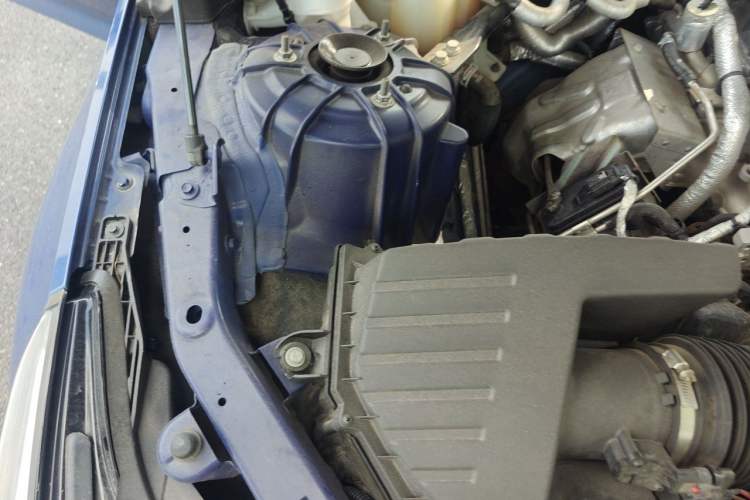 Used Cadillac CT5 2020 28T Tech Edition Engine Bay Right