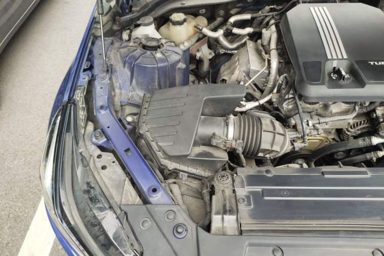 Used Cadillac CT5 2020 Revised Version 28T Luxury Edition Engine Bay Right
