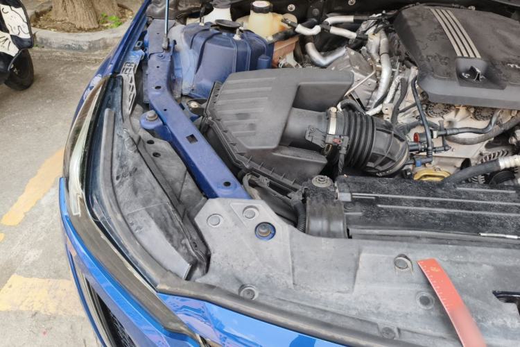 Used Cadillac CT5 2020 28T Leading Sport Model Engine Bay Right