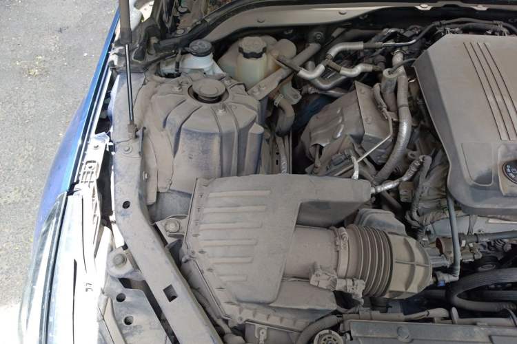 Used Cadillac CT5 2020 28T Luxury Version Engine Bay Right