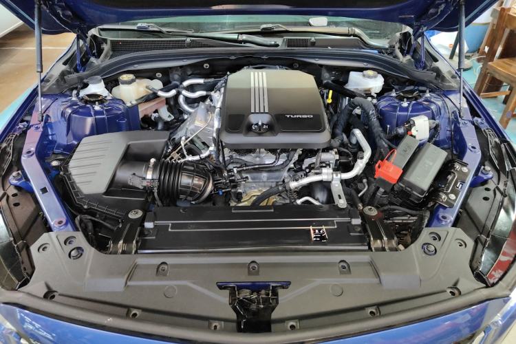 Used Cadillac CT5 2020 28T Luxury Version Engine Bay