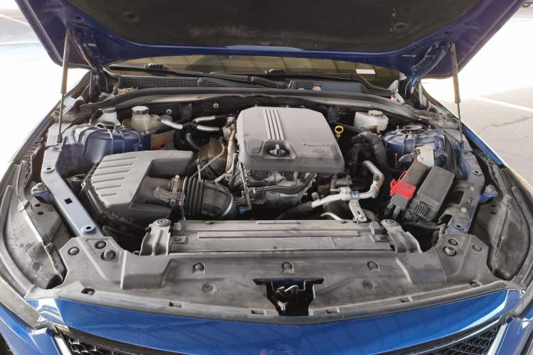 Used Cadillac CT5 2020 28T Platinum Sport Edition Engine Bay