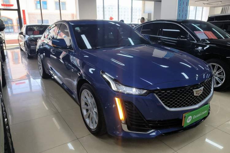 Used Cadillac CT5 2020 28T Fashion Edition Front Right 45 Deg