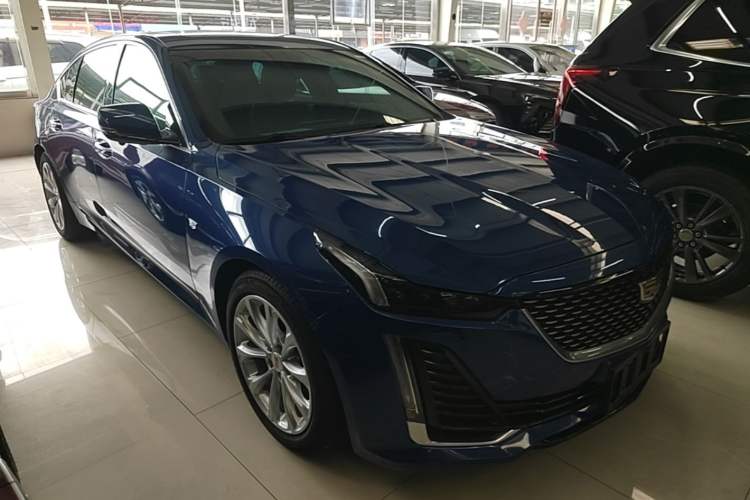 Used Cadillac CT5 2020 Revised Version 28T Luxury Edition Front Right 45 Deg