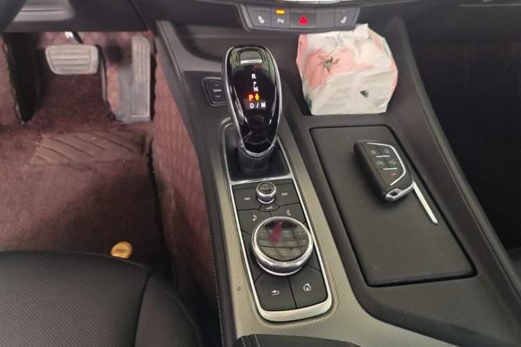 Used Cadillac CT5 2020 Revised Version 28T Luxury Edition Gear Lever