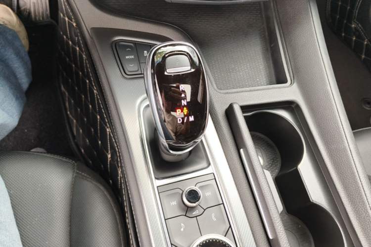 Used Cadillac CT5 2020 Revised Version 28T Luxury Edition Gear Lever