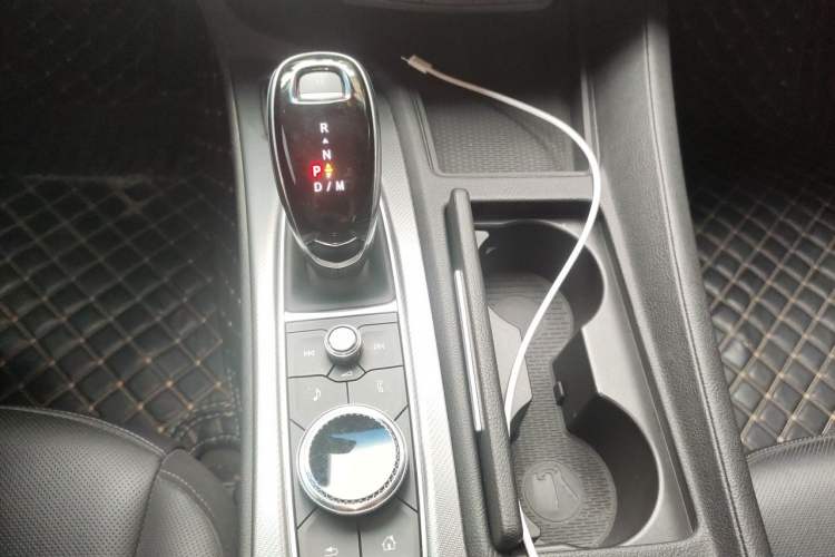 Used Cadillac CT5 2020 Revised Version 28T Luxury Edition Gear Lever