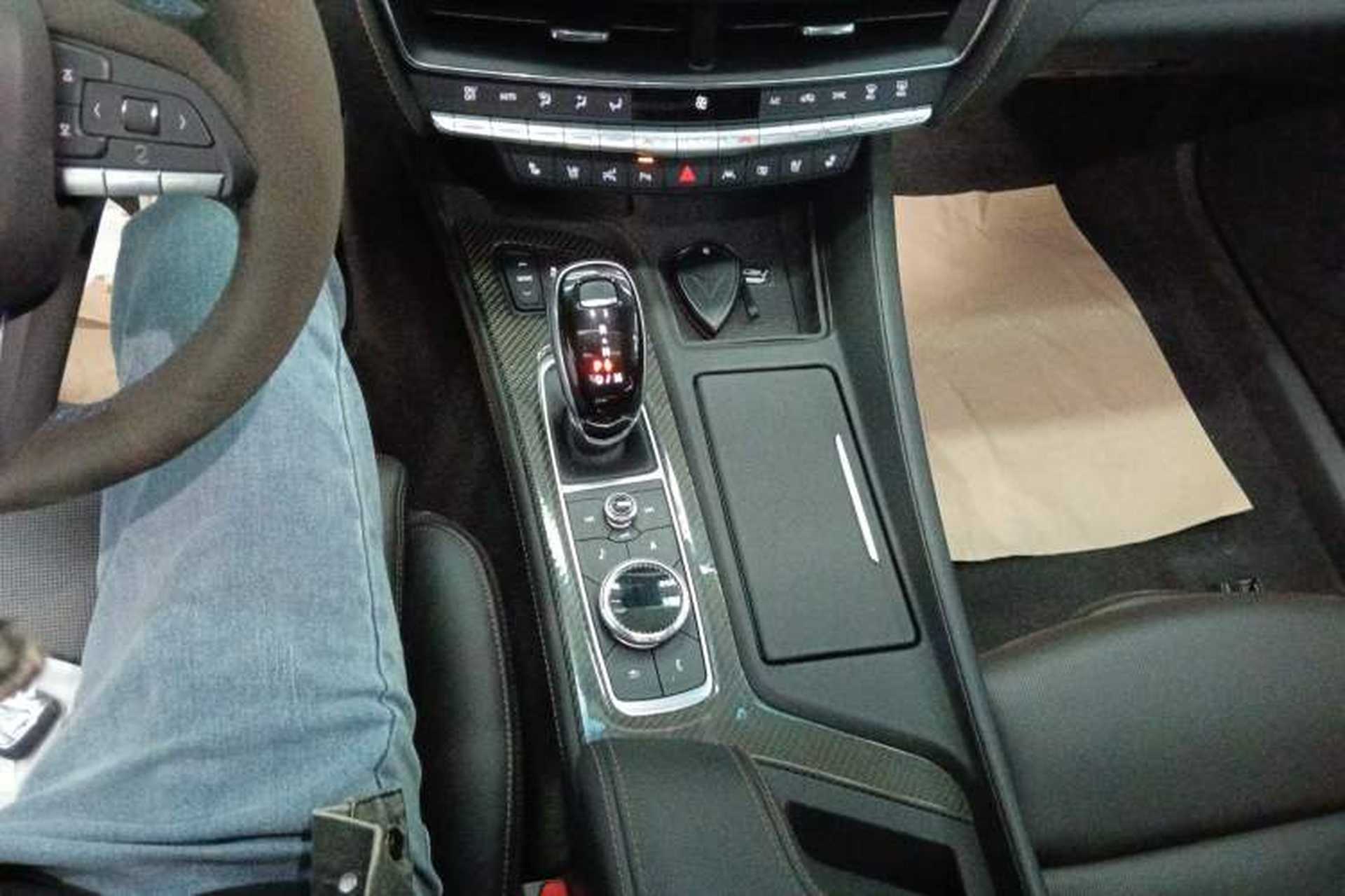 Used Cadillac CT5 2020 Revised 28T Platinum Sport Edition Gear Lever