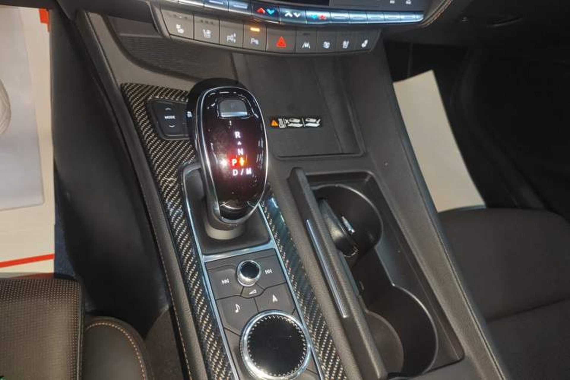 Used Cadillac CT5 2020 Revised 28T Platinum Sport Edition Gear Lever