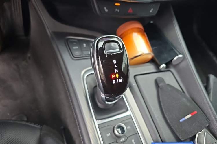 Used Cadillac CT5 2020 Revised Version 28T Luxury Edition Gear Lever