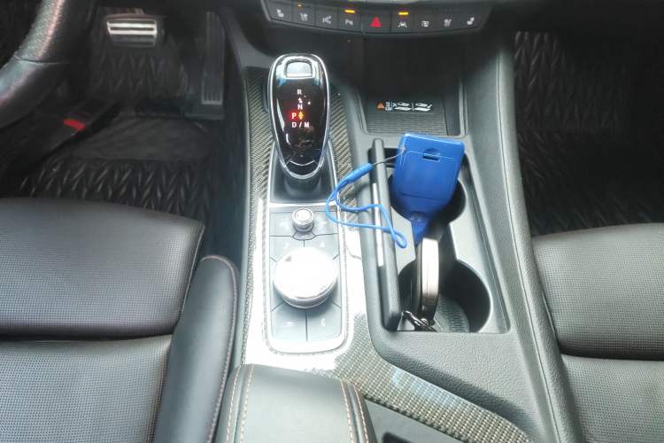 Used Cadillac CT5 2020 28T Platinum Sport Edition Gear Lever