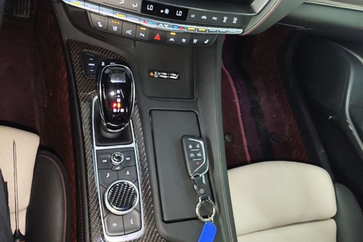 Used Cadillac CT5 2020 28T Platinum Sport Edition Gear Lever
