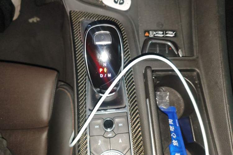 Used Cadillac CT5 2020 Revised 28T Platinum Sport Edition Gear Lever