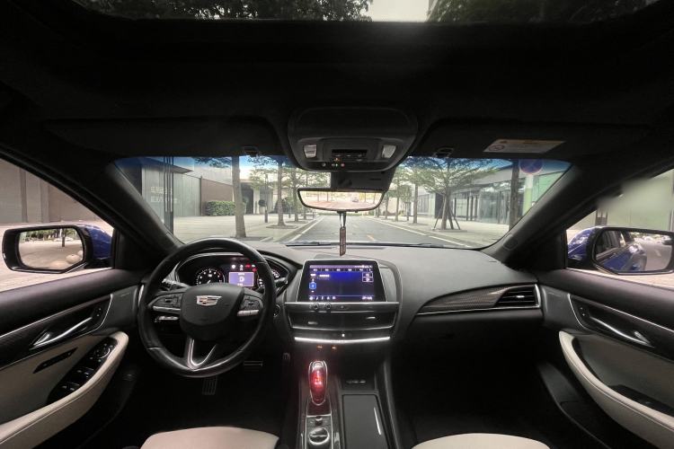 Used Cadillac CT5 2020 28T Platinum Sport Edition Interior 10