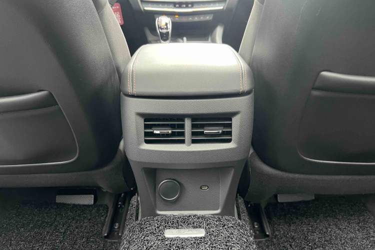 Used Cadillac CT5 2020 Revised 28T Platinum Sport Edition Interior 10
