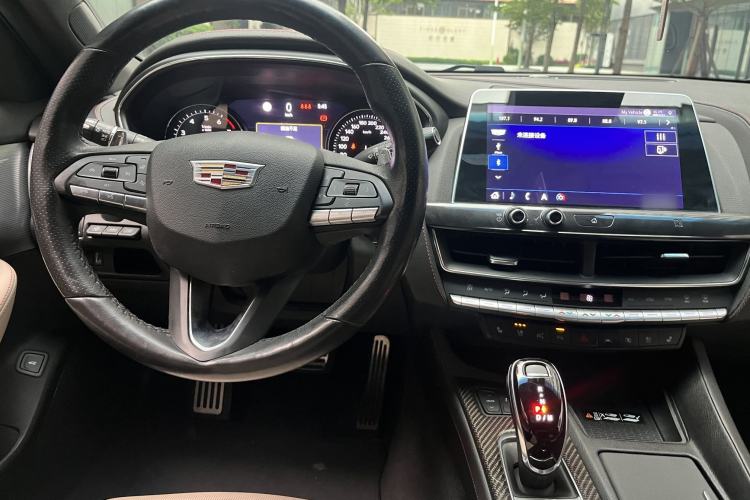Used Cadillac CT5 2020 28T Platinum Sport Edition Interior 11
