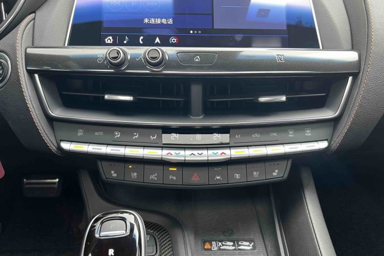 Used Cadillac CT5 2020 Revised 28T Platinum Sport Edition Interior 11