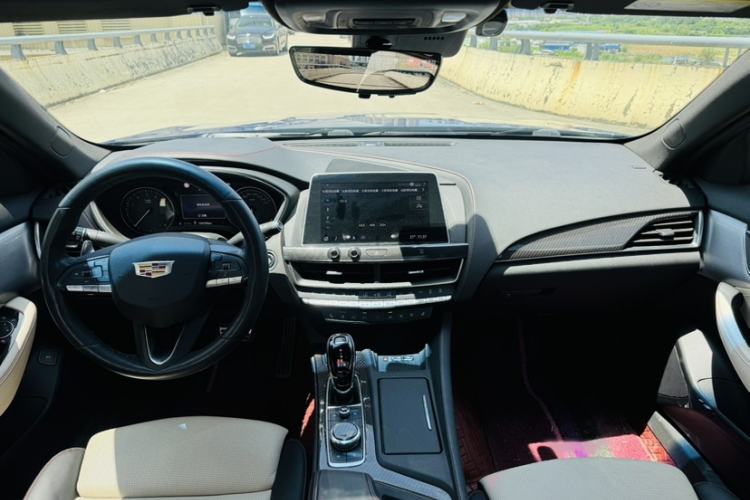 Used Cadillac CT5 2020 28T Platinum Sport Edition Interior 3