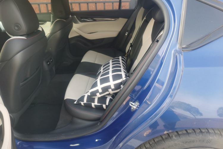 Used Cadillac CT5 2020 Revised 28T Platinum Sport Edition Interior 4